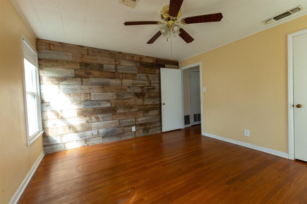 2010 4th Street Property Photo 13