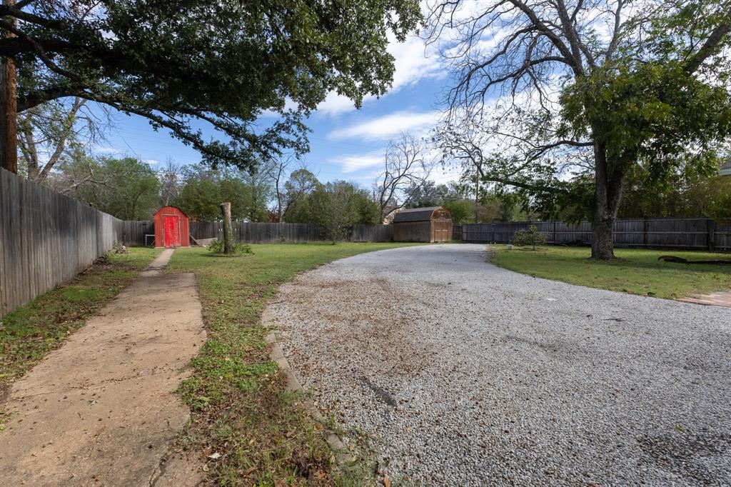 2010 4th Street Property Photo 21