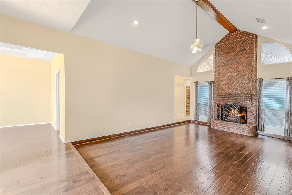 6401 Homewood Avenue Property Photo 5