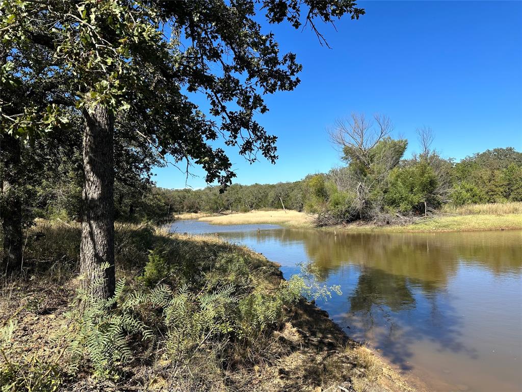 5090 Fm 585 Property Photo 2