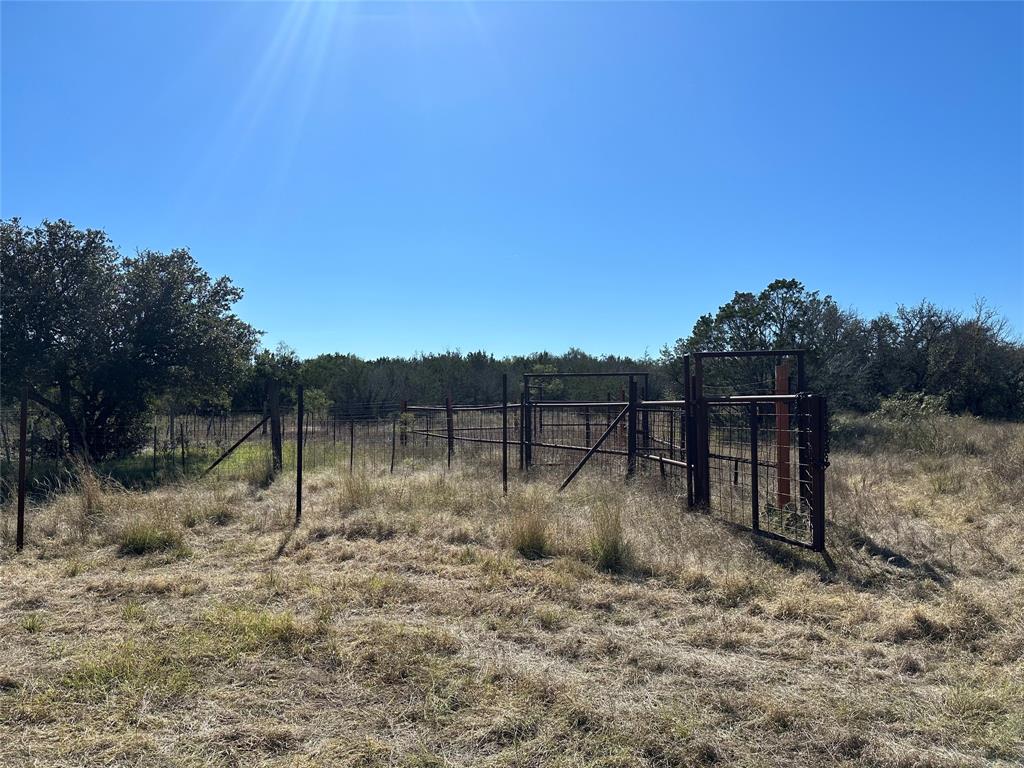 5090 Fm 585 Property Photo 8