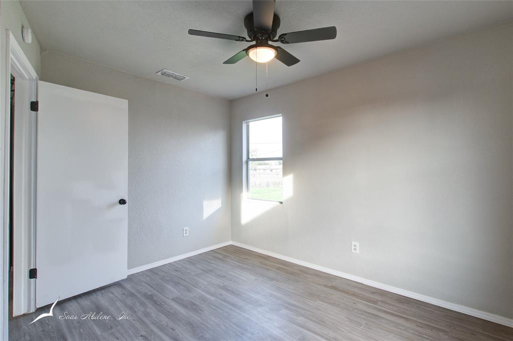 5410 Questa Drive Property Photo 20
