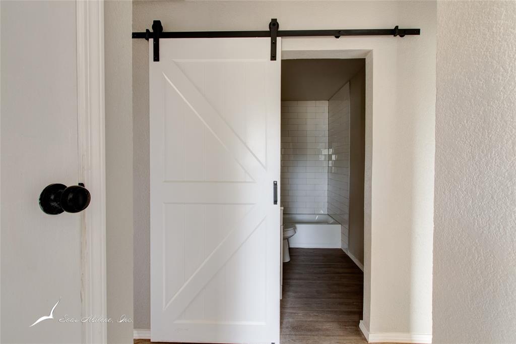 5410 Questa Drive Property Photo 30