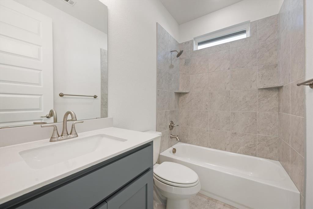 471 Fieldstone Lane Property Photo 27