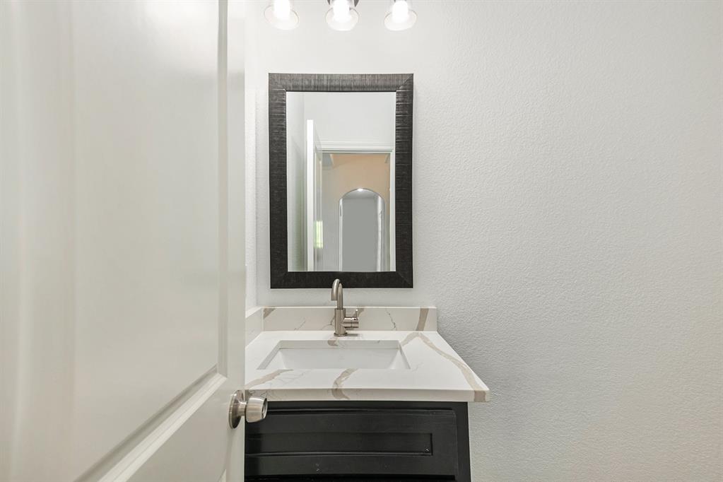 6601 Arrendondo Way Property Photo 12