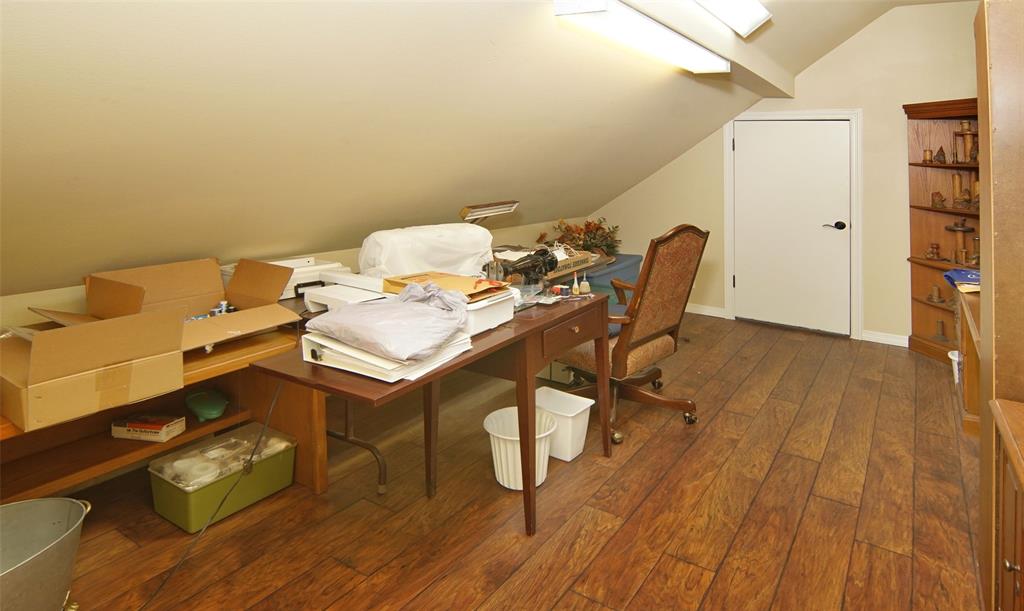 1215 Pr 5980 Property Photo 32
