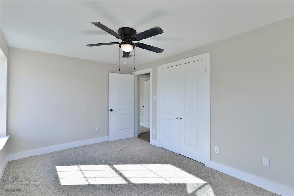 1557 Chestnut Street Property Photo 23
