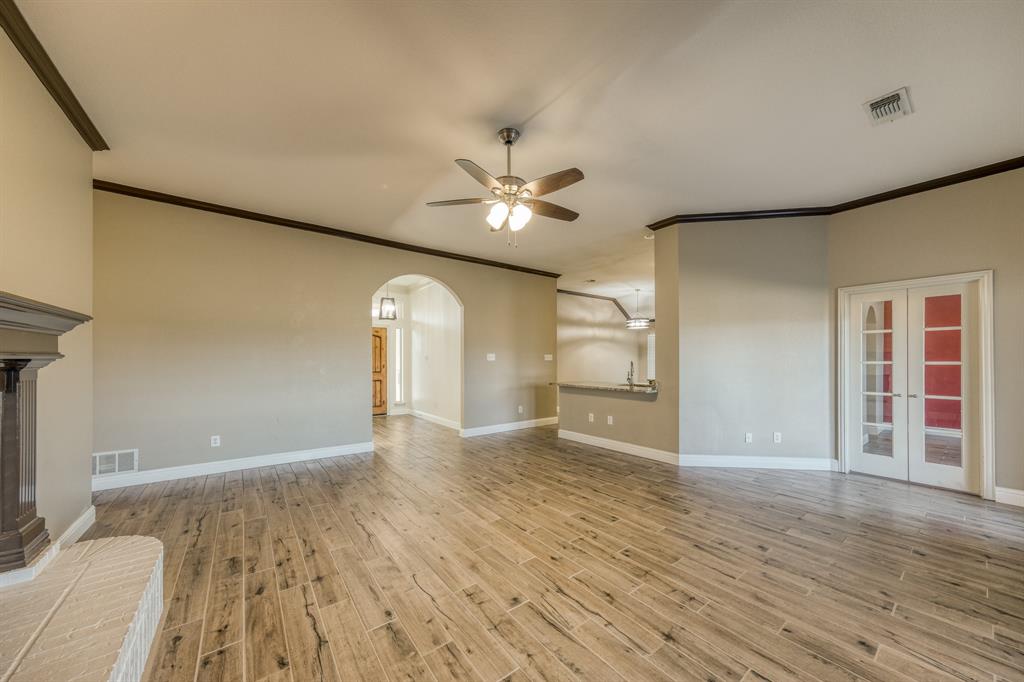 102 Silver Ridge Lane Property Photo 6