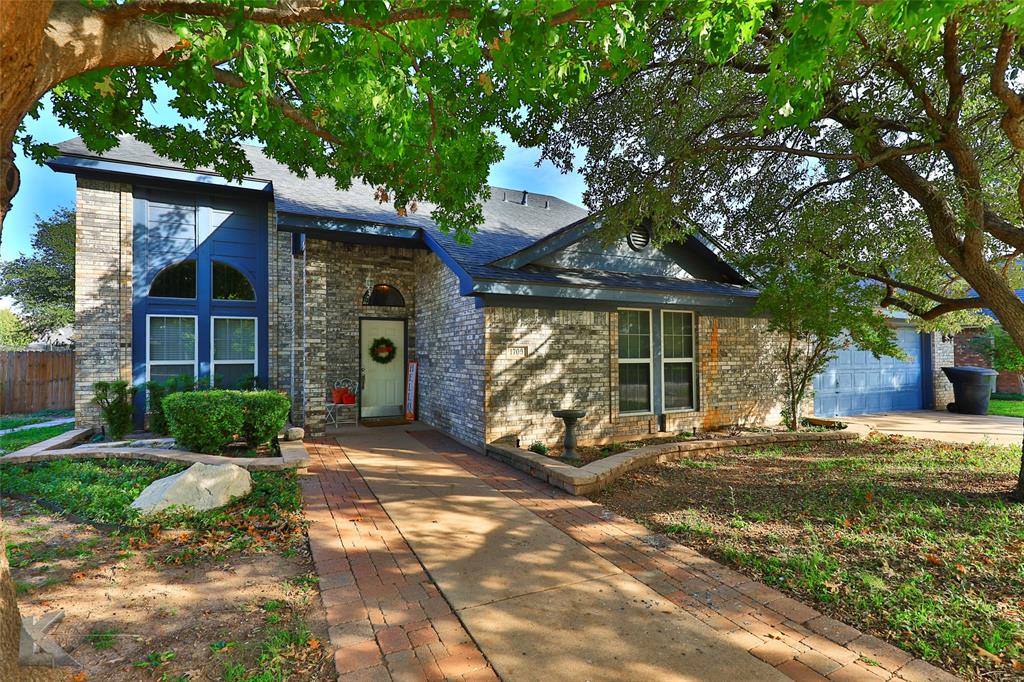 1709 Smith Drive Property Photo 1