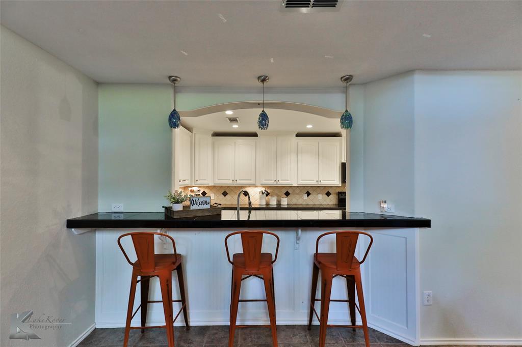 1709 Smith Drive Property Photo 8