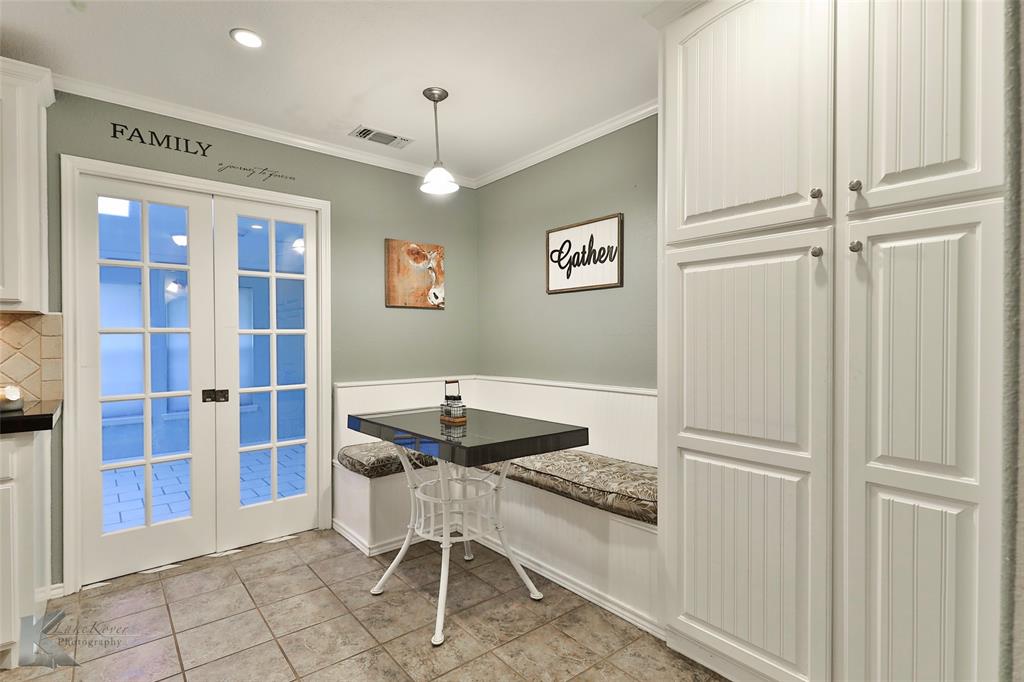 1709 Smith Drive Property Photo 9