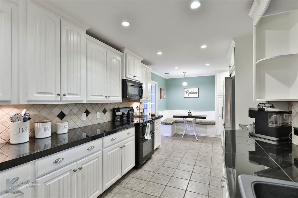 1709 Smith Drive Property Photo 12