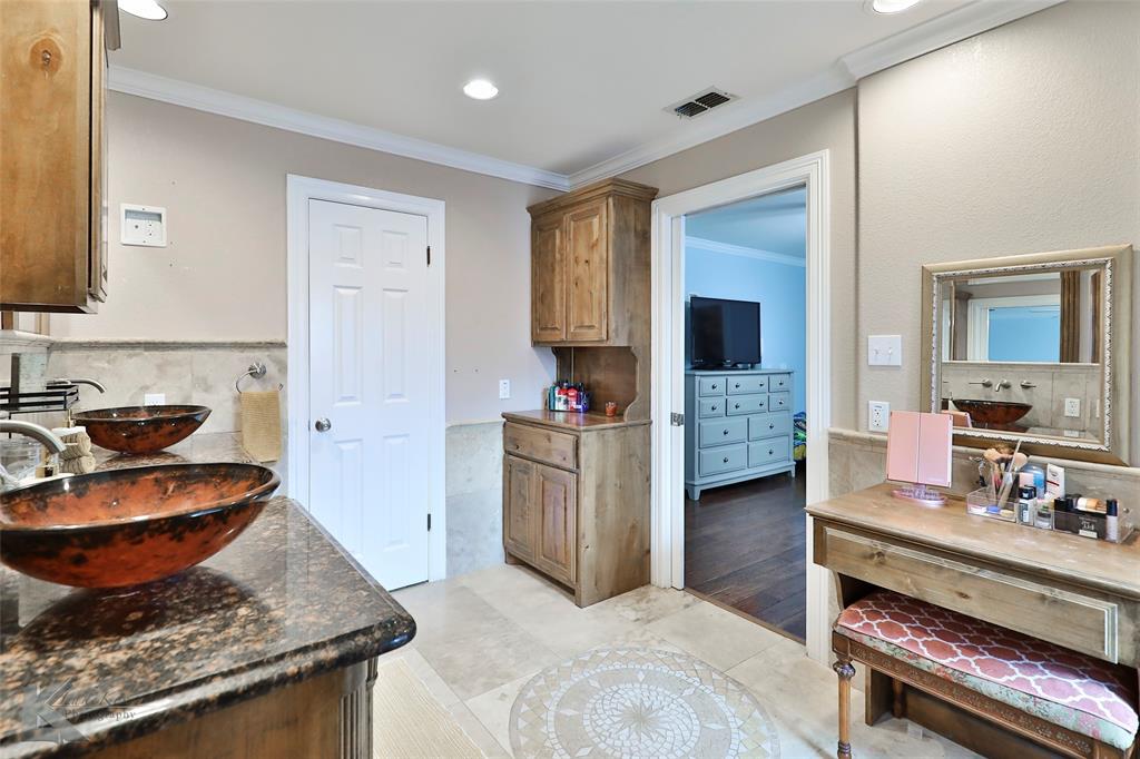 1709 Smith Drive Property Photo 19