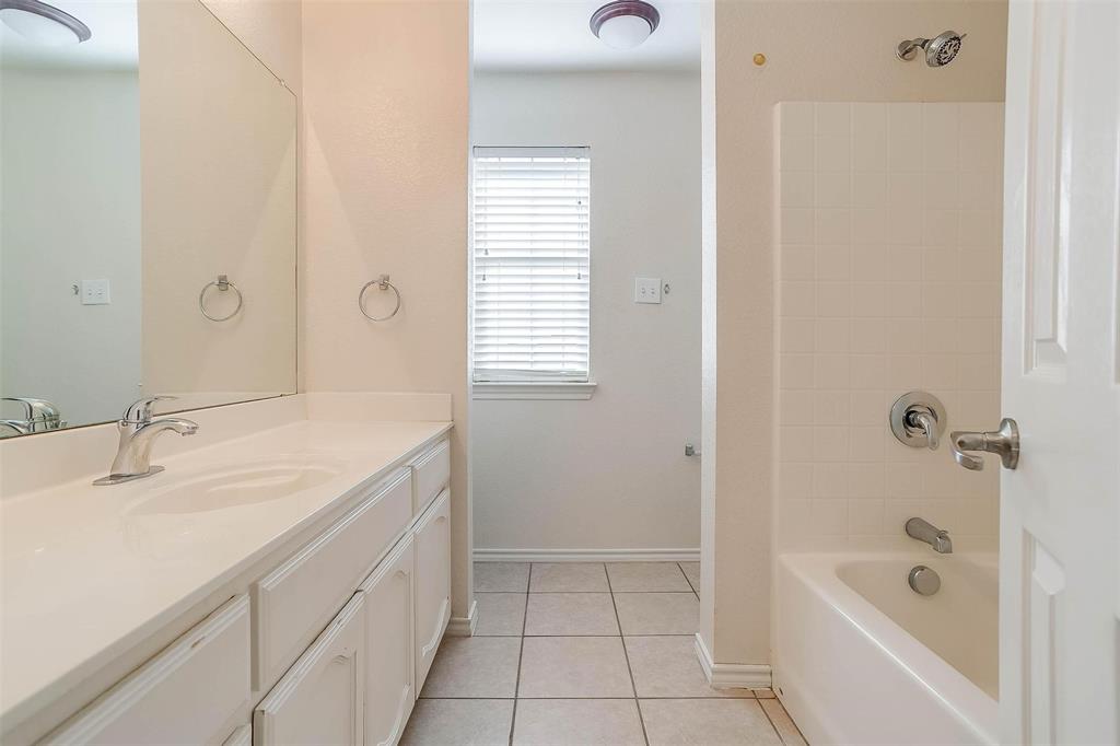 8003 Ranchvale Lane Property Photo 9