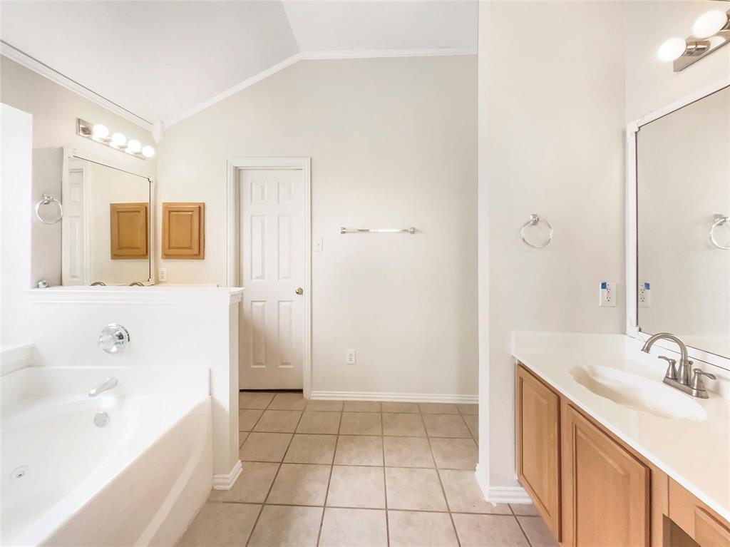 825 Sherry Lane Property Photo 7