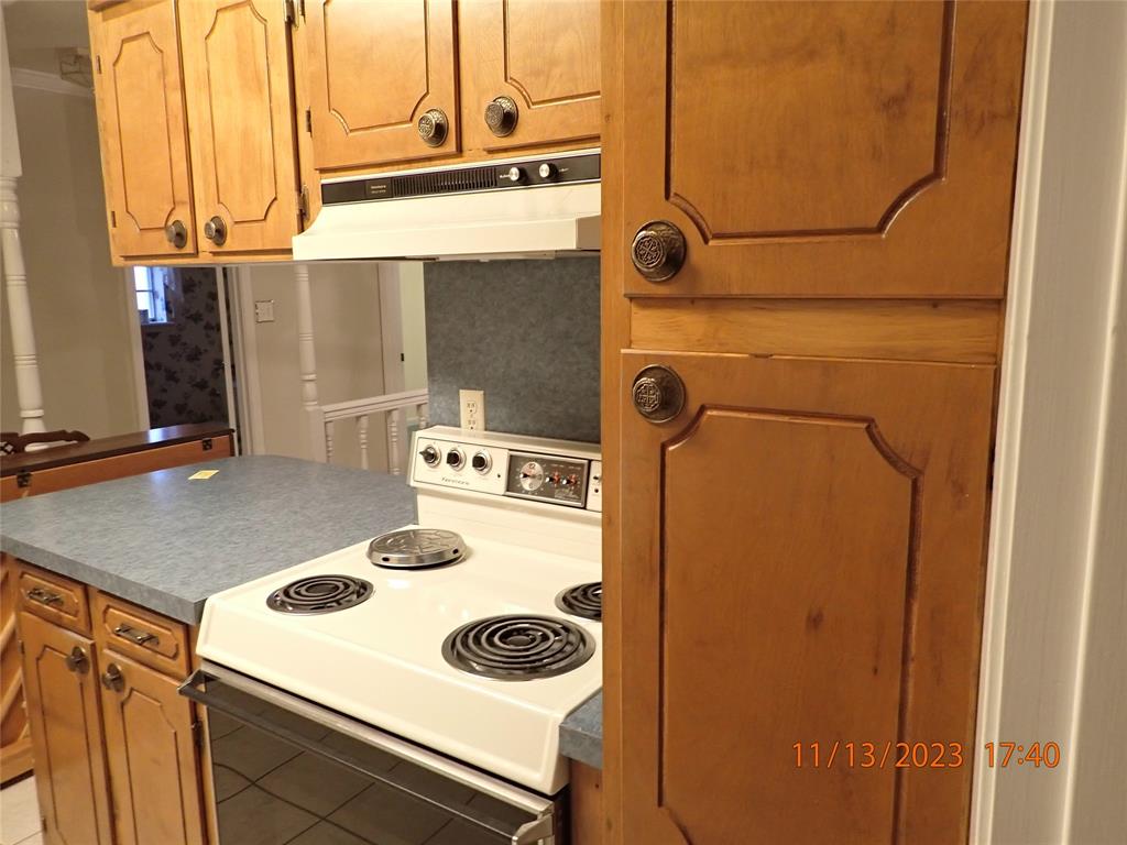 200 Rampart Drive Property Photo 6