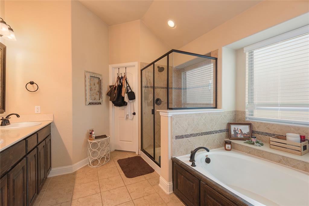 1109 Colonial Drive Property Photo 10