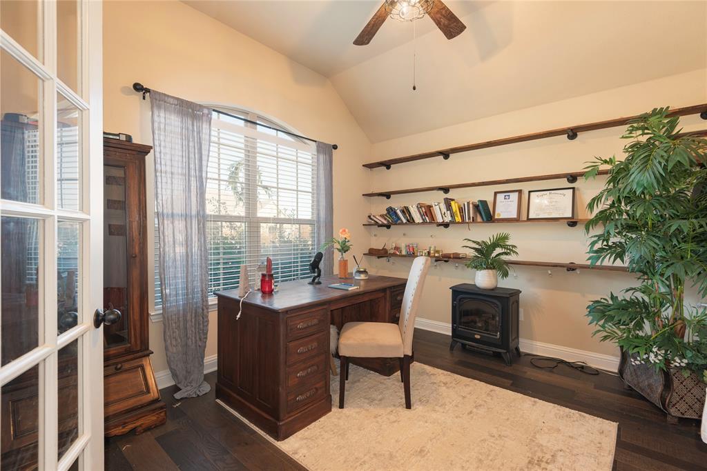 1109 Colonial Drive Property Photo 12