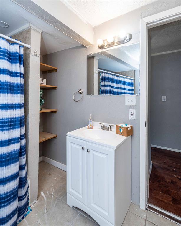 5037 Humbert Avenue Property Photo 10