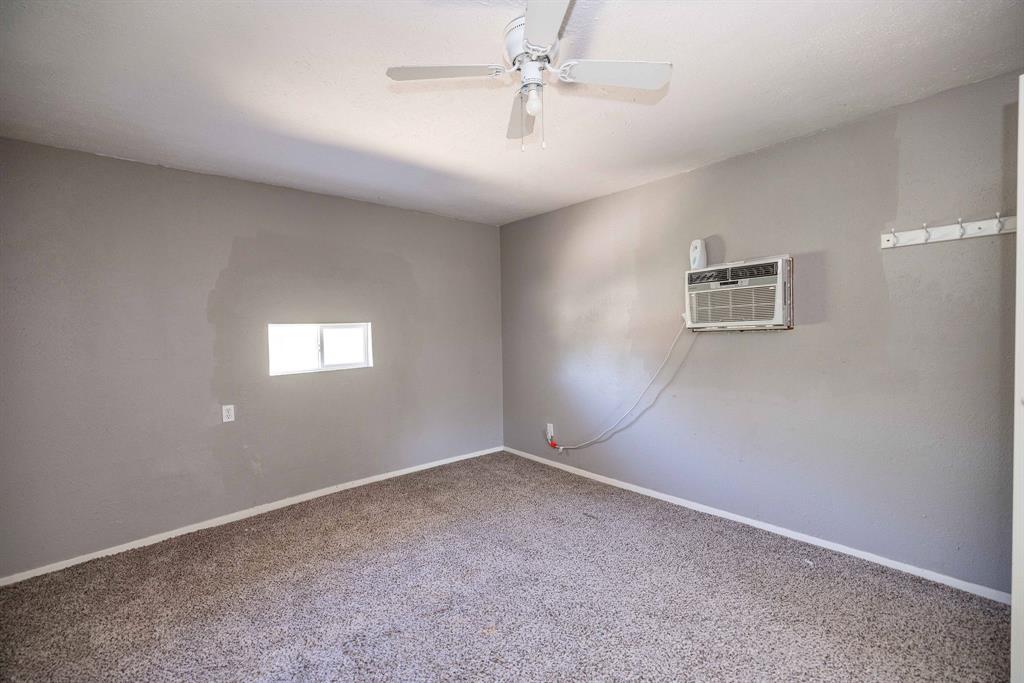5037 Humbert Avenue Property Photo 19