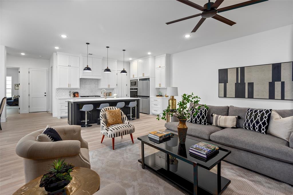 170 Hulen Circle Property Photo 10
