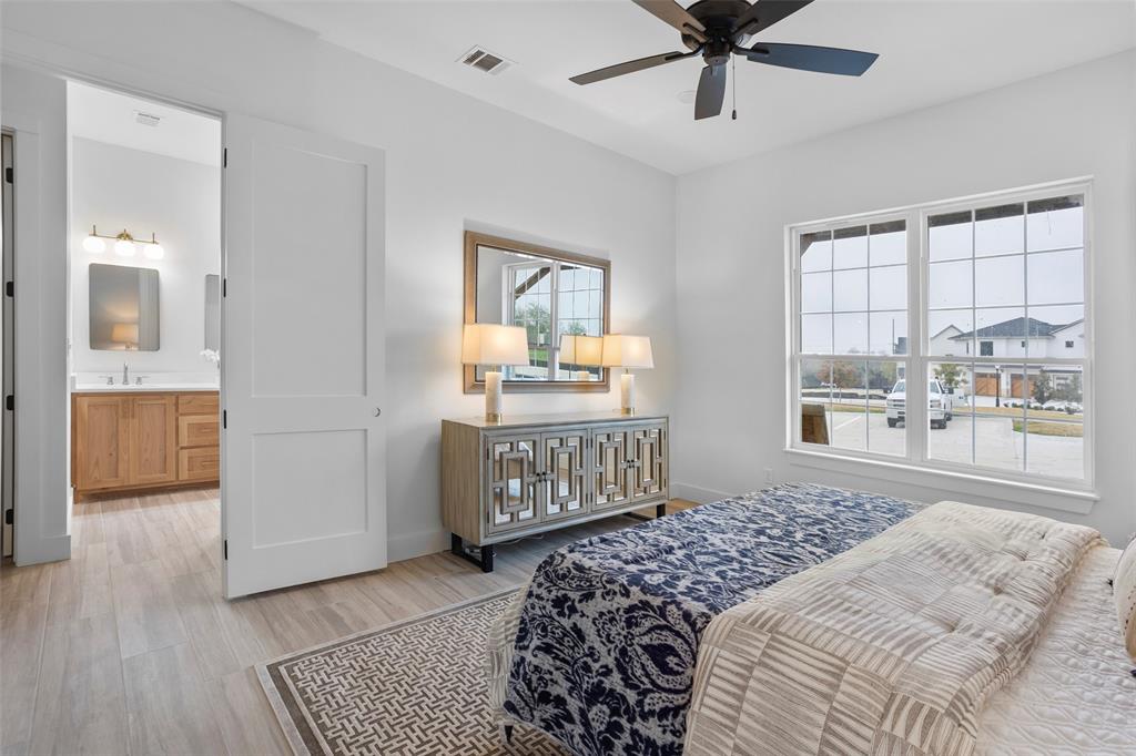 170 Hulen Circle Property Photo 24