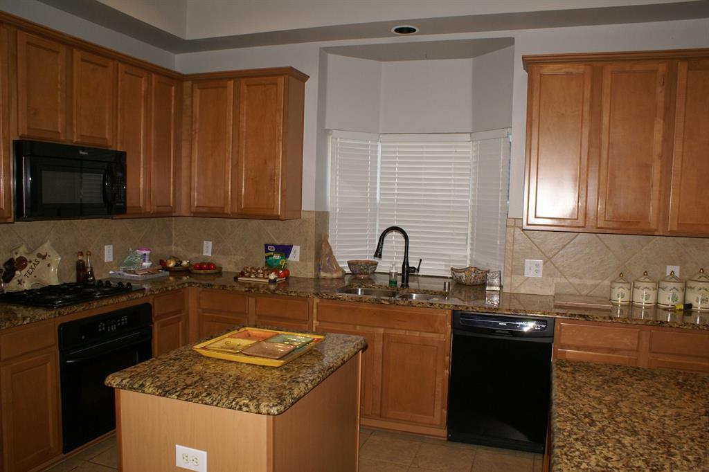 8004 Peacock Lane Property Photo 8