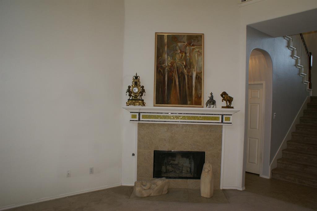 8004 Peacock Lane Property Photo 9