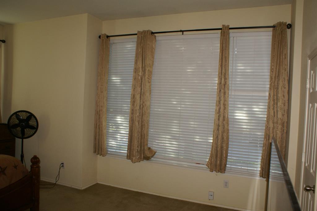 8004 Peacock Lane Property Photo 12