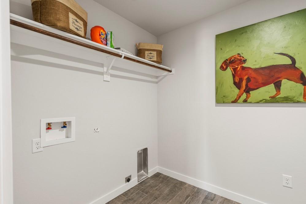 815 Waterford Way Property Photo 35