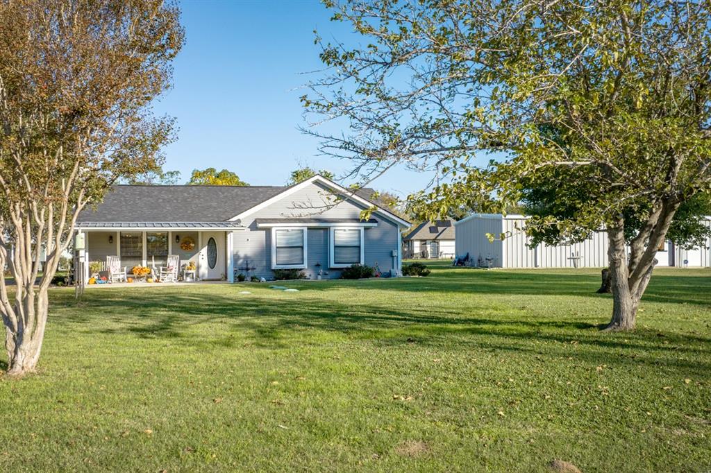 306 Triangle Ranch Road Property Photo 1