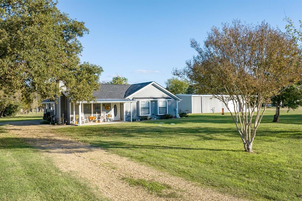 306 Triangle Ranch Road Property Photo 2