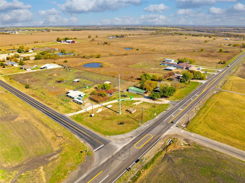 9 Fm 6 Property Photo 10