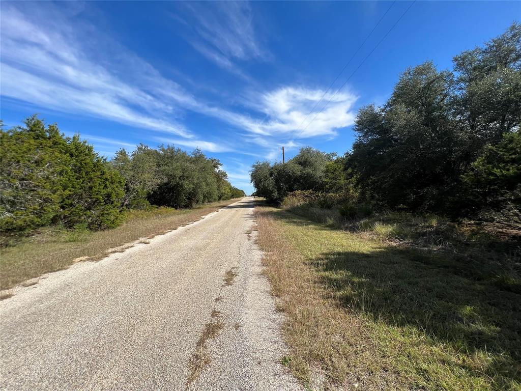 33028 Woodcrest Drive Property Photo 9