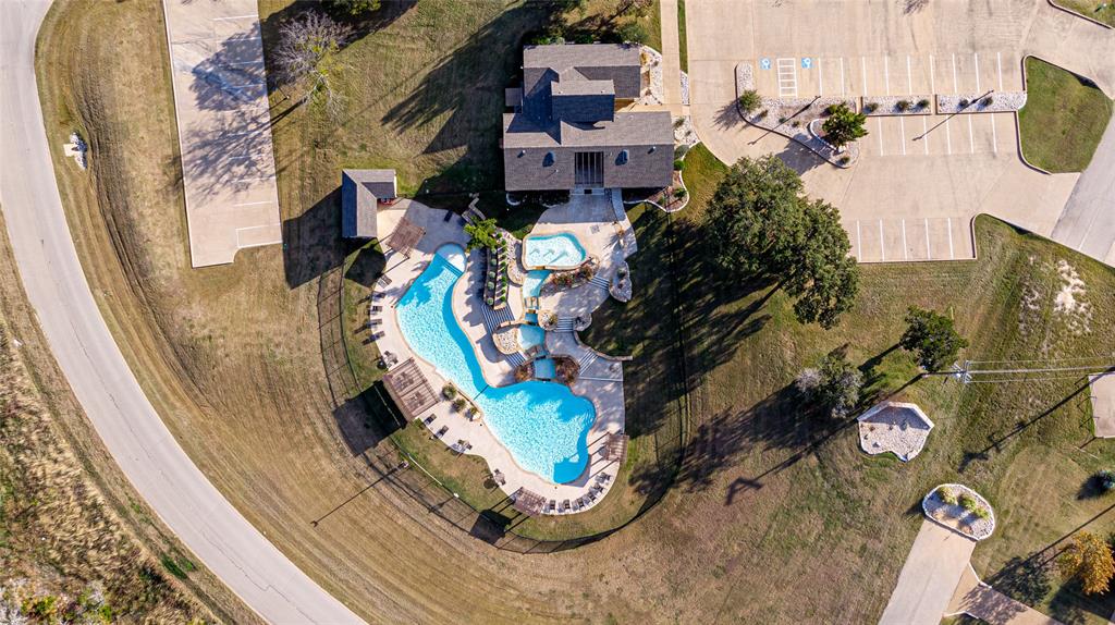 33028 Woodcrest Drive Property Photo 19