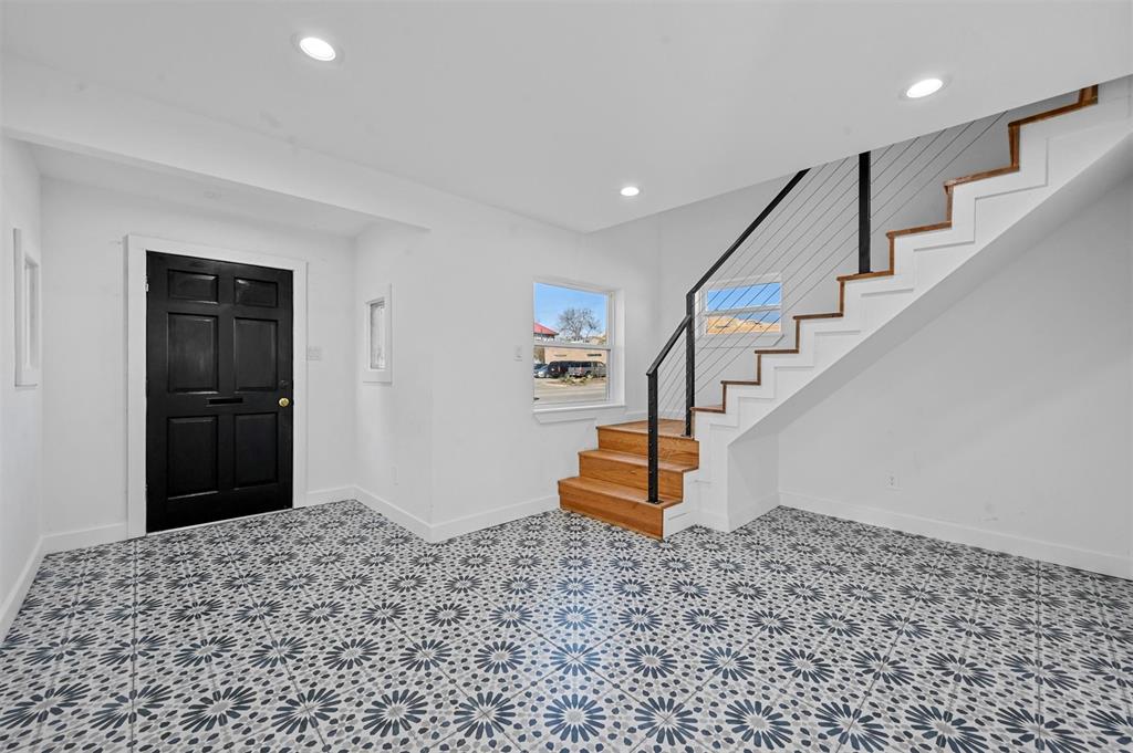 2815 Wesley Street Property Photo 9