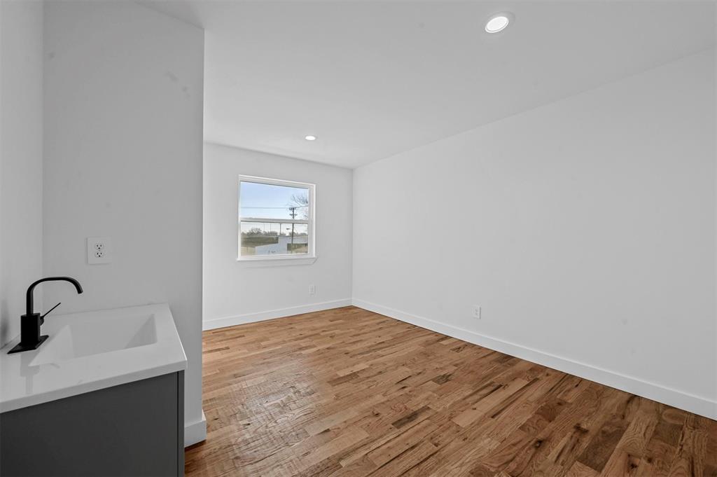 2815 Wesley Street Property Photo 13