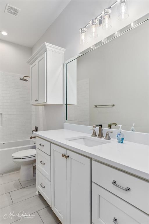 9827 Canebrake Lane Property Photo 13