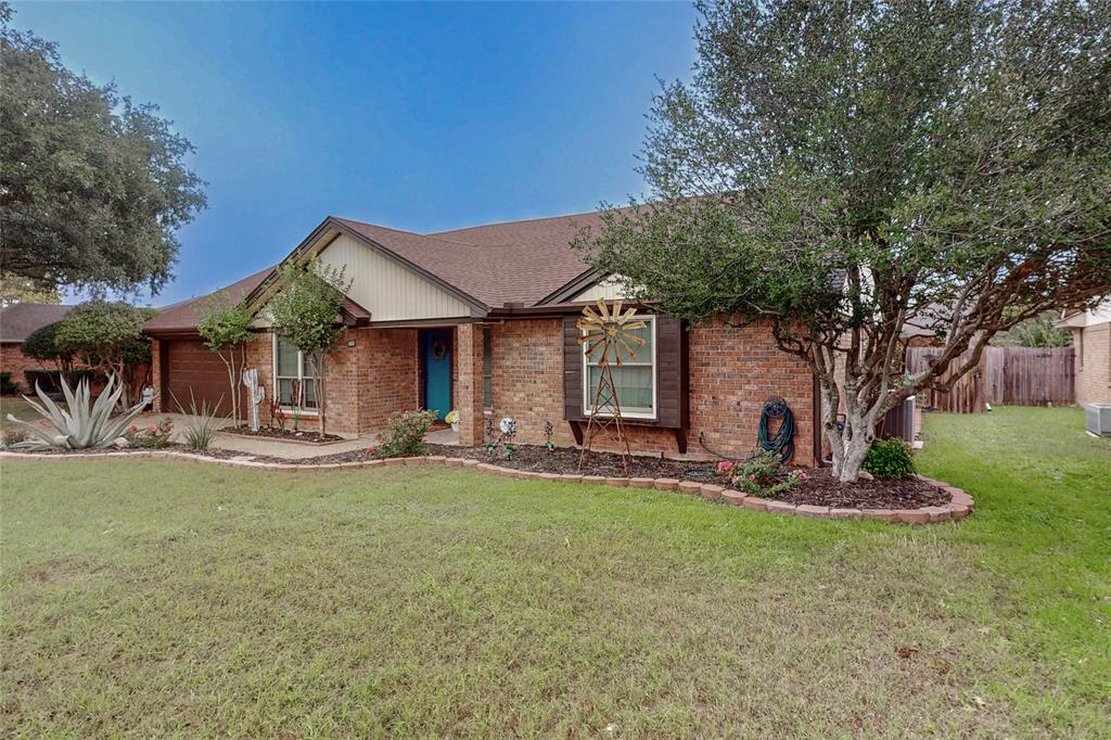 1109 Stonelake Drive Property Photo 3