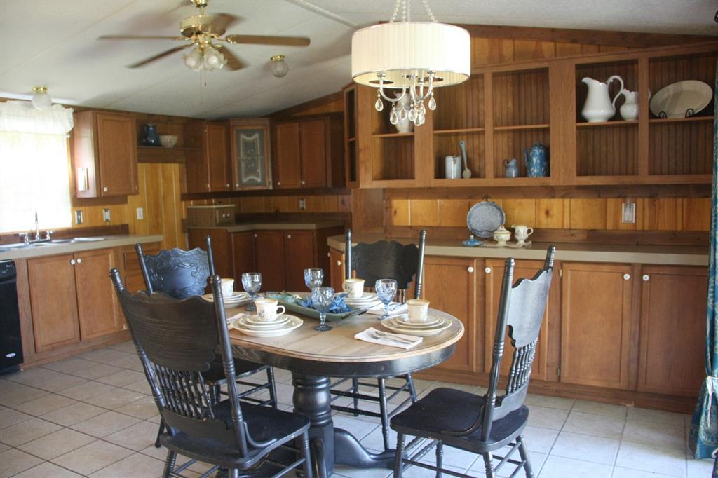 285 Belknap Circle Property Photo 9