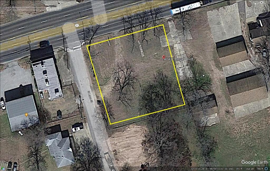 414 E Royall Boulevard Property Photo 1