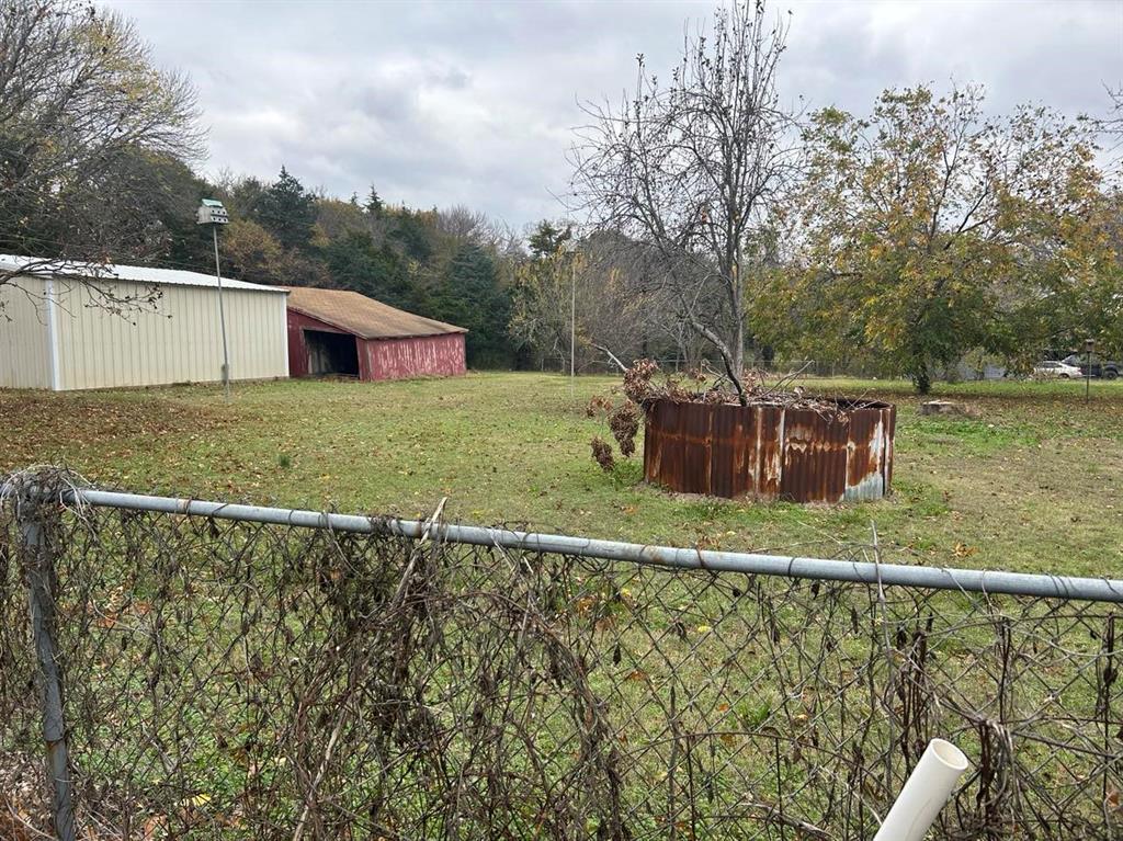 4589 N State Highway 121 Property Photo 4