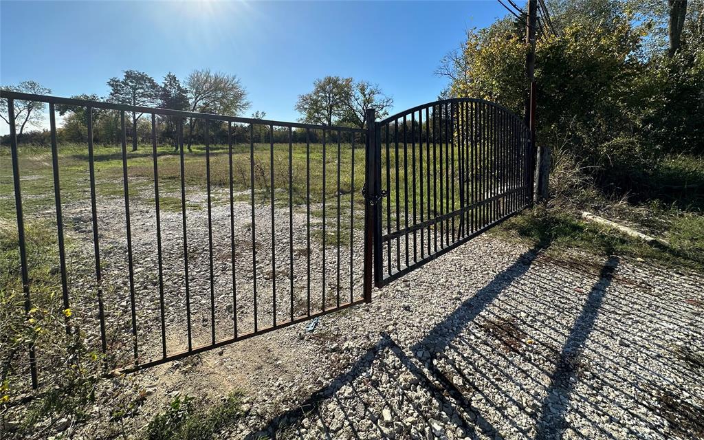 10296 C F Hawn Highway Property Photo 2