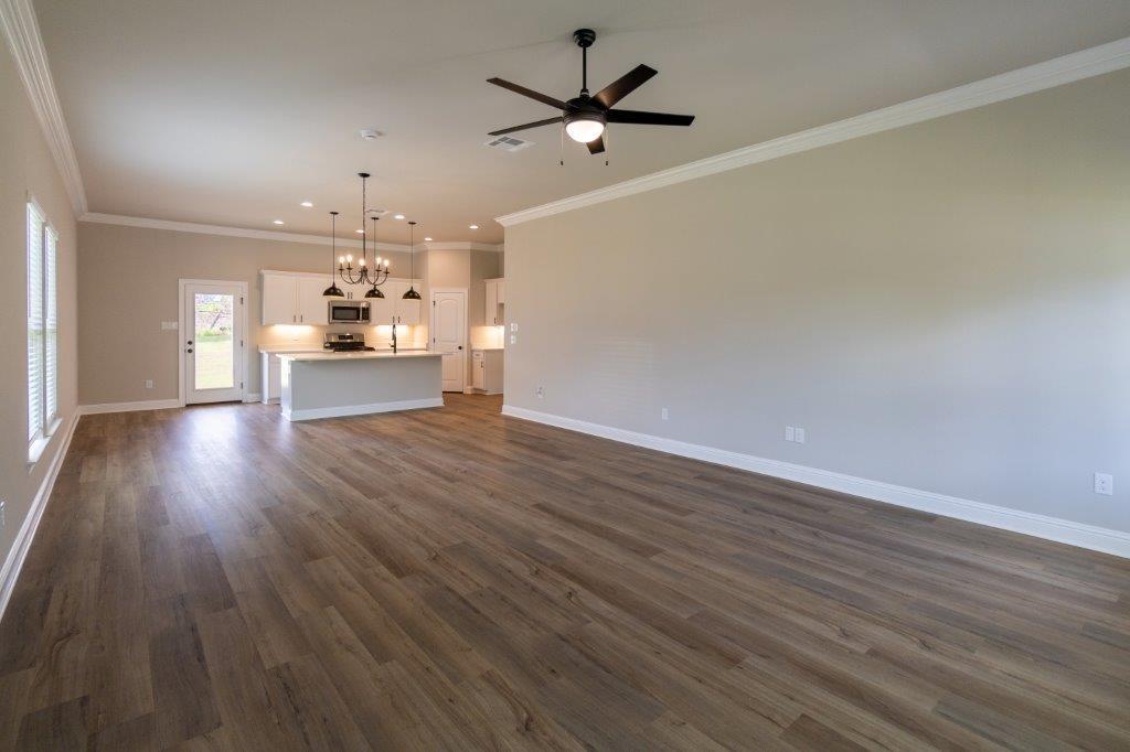 321 Hummingbird Lane Property Photo 3