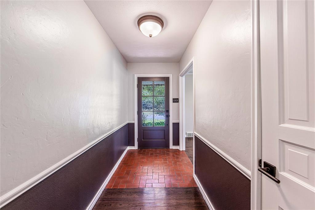 3625 Norcross Lane Property Photo 2