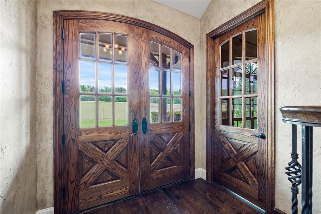 8769 County Road 285 Property Photo 6