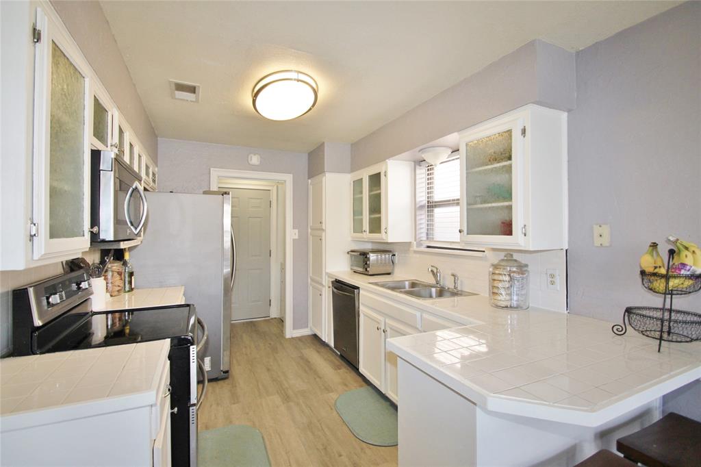 6521 High Lawn Terrace Property Photo 7