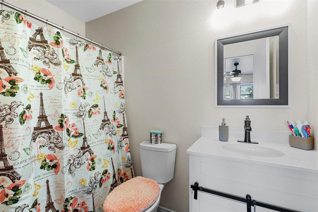 9212 Curacao Drive Property Photo 17