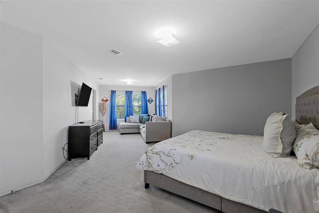9212 Curacao Drive Property Photo 24