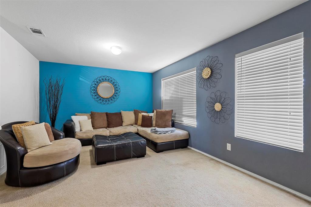 9212 Curacao Drive Property Photo 32